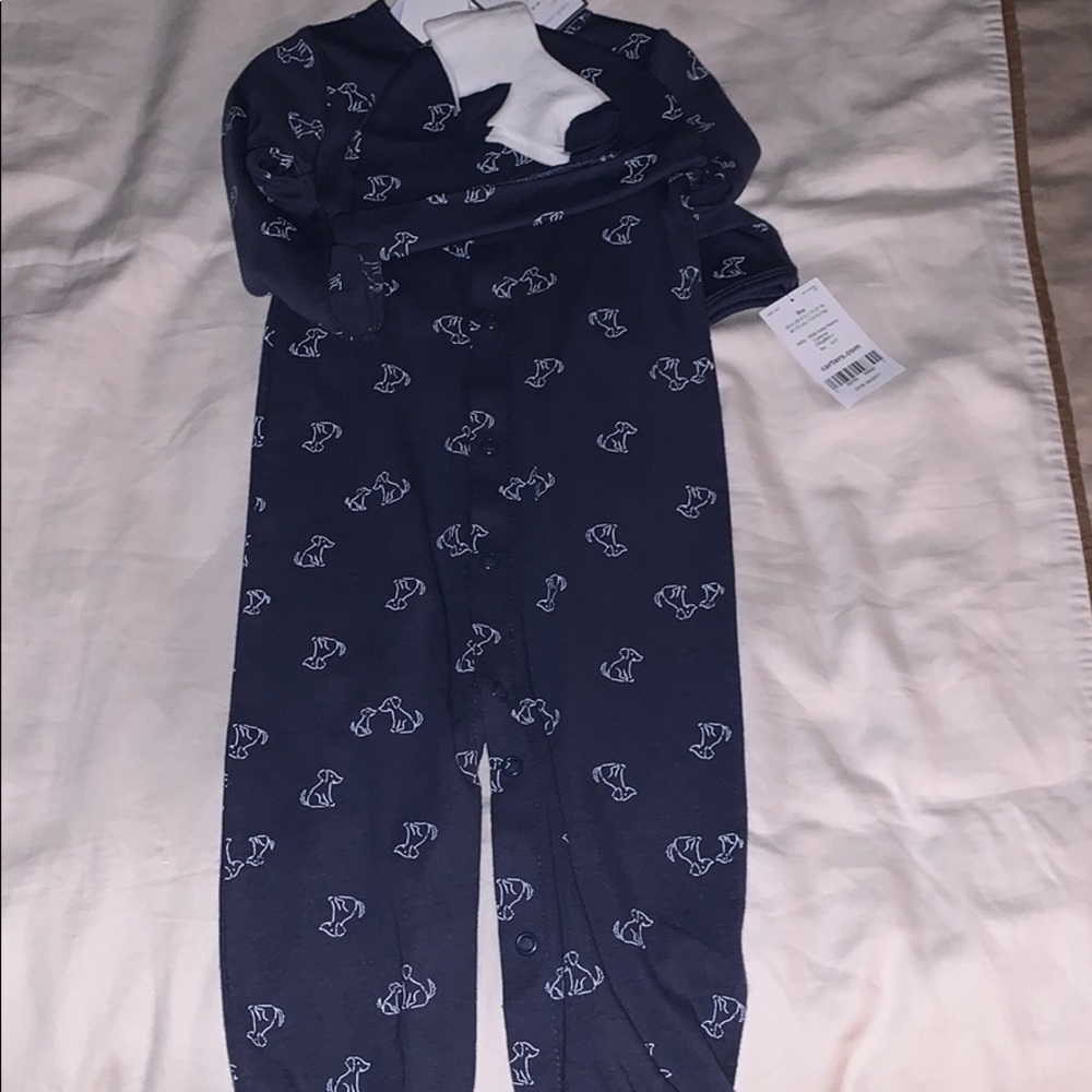 Brand new and never worn Carters set